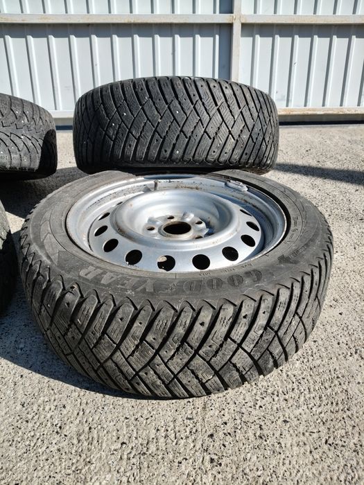 4 Колеса 205/55 R16