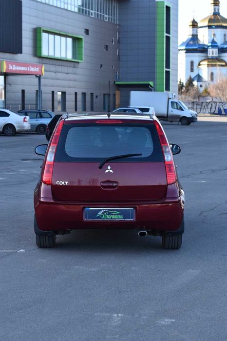 Mitsubishi Colt 2005 1.5 бензин (Перший внесок від 20%)