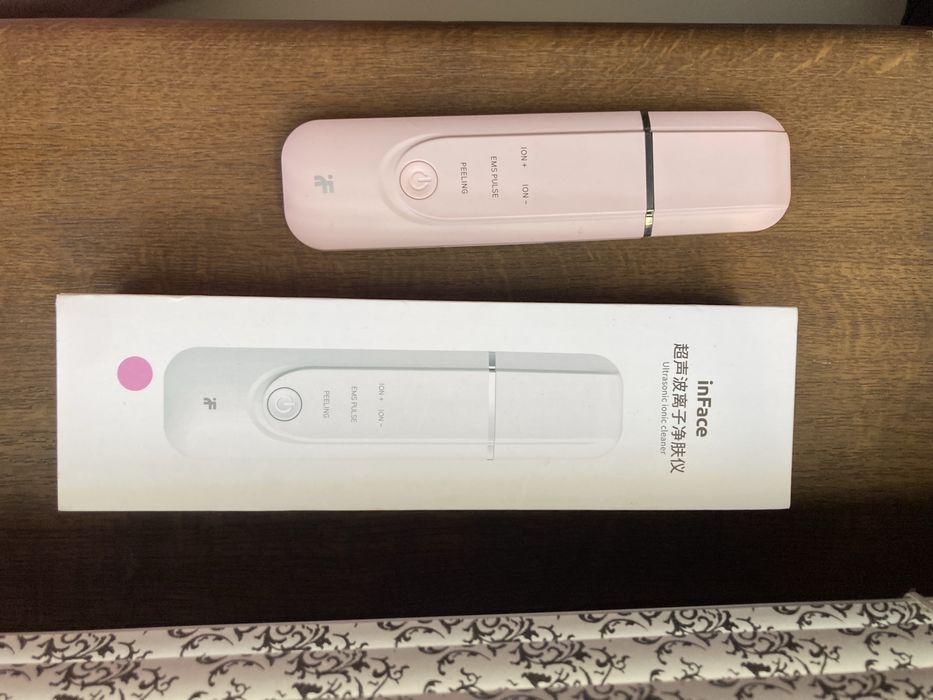 ultradzwiękowy peeling kawitacyjny inface rozowy