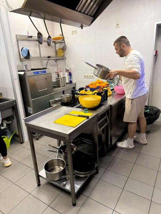 Сдам фасад 216 м2 Королева 18, БЕЗ коміссії під кафе,банк,клініку