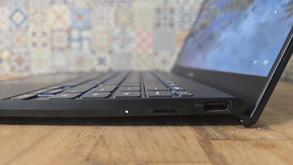 Zenbook 13 OLED (UX325, 11th Gen Intel®)