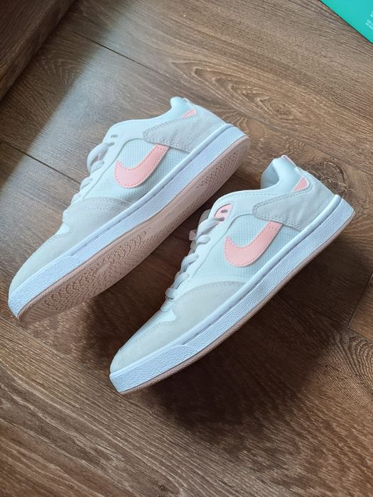 Buty Nike damskie SB Alleyoop r.38.5