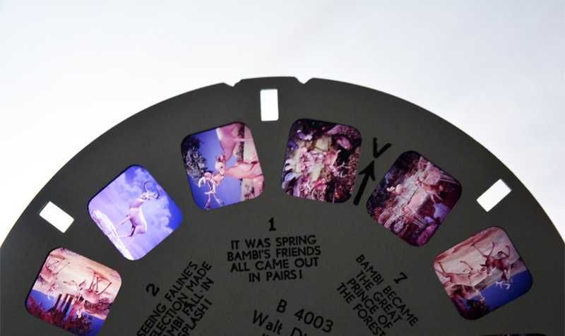 View Master de Luxe Projector.