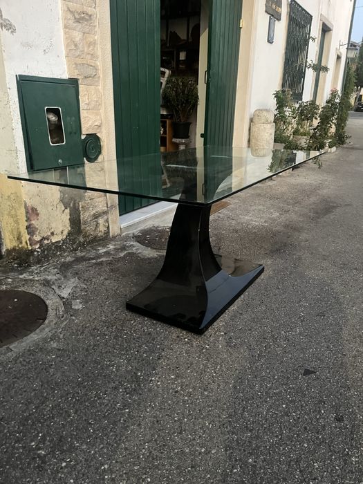 Mesa de jantar em vidro