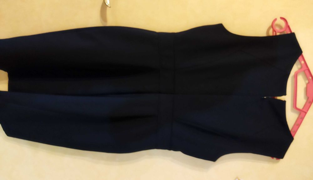 Na wizytę  Sukienka Atmosphere   Rozmiar UK 14  czarna  plus biała