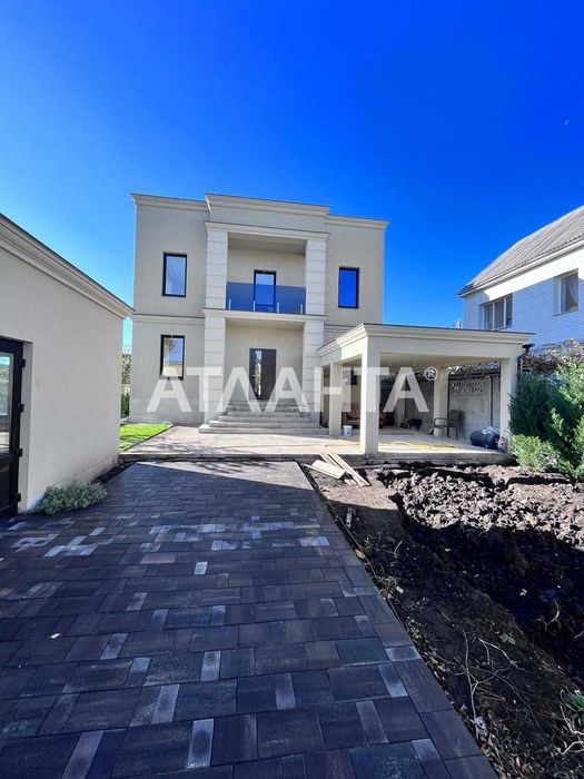 Продаётся дом с видом на море в Совиньоне