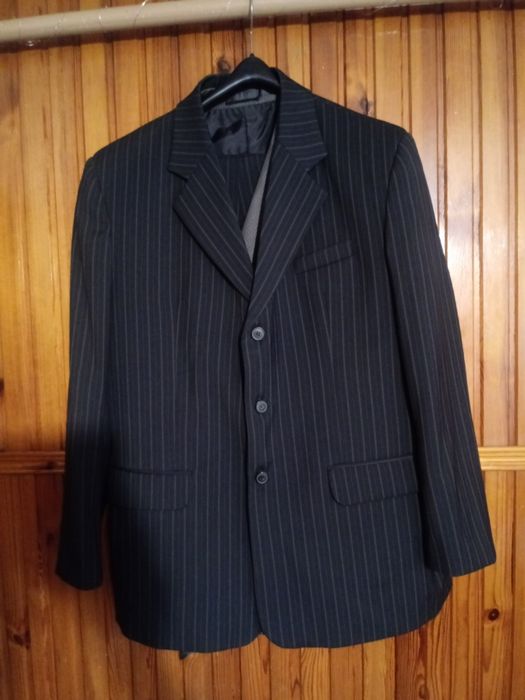 Garnitur meski stan b.dobry.