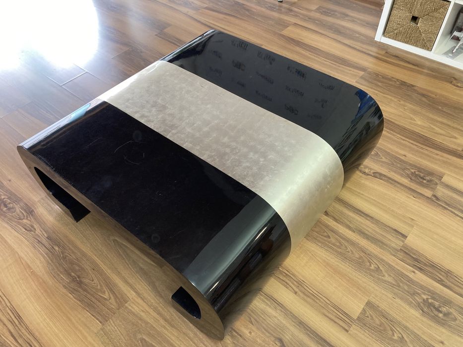 Mesa de centro lacado de alto brilho - LAS KASAS
