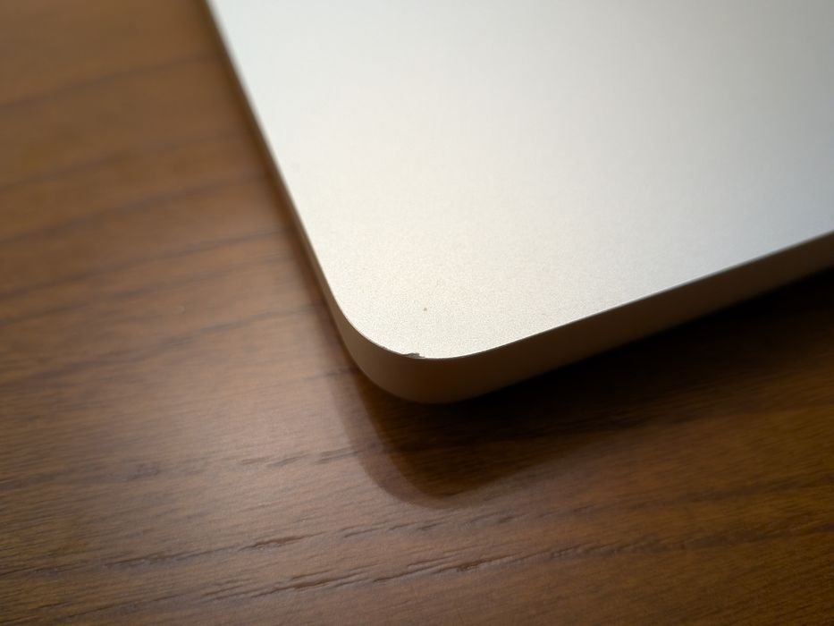 Macbook Pro M2 Pro 14" 512gb & 16gb RAM prateado
