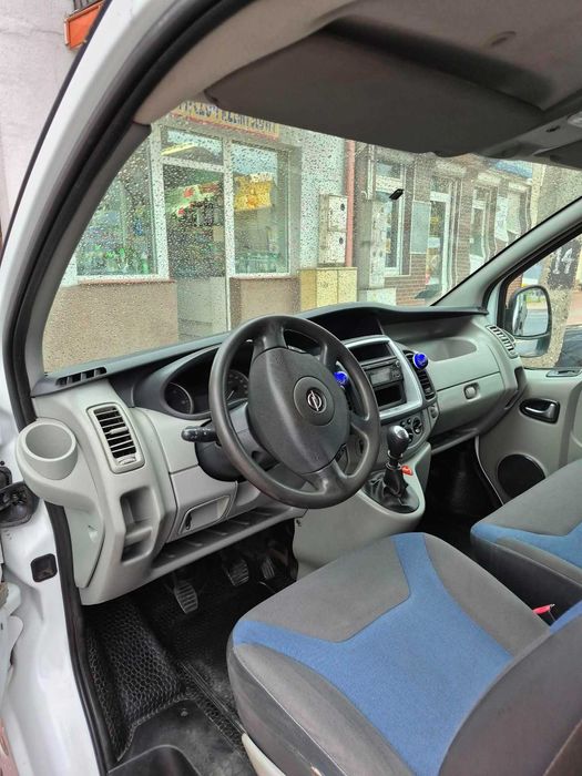 Opel Vivaro 2.0 DTI 115KM Euro.5 Holenderka Long Klima 6-os Trafic