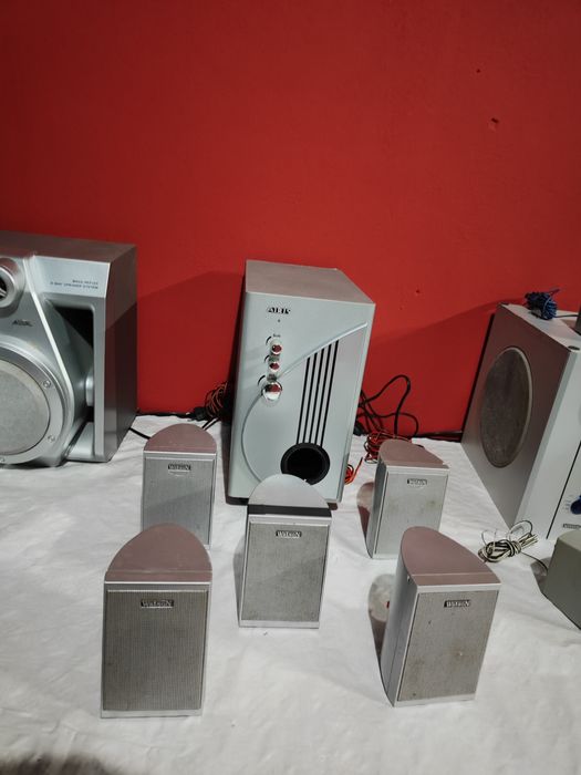 Vendo Colunas de som