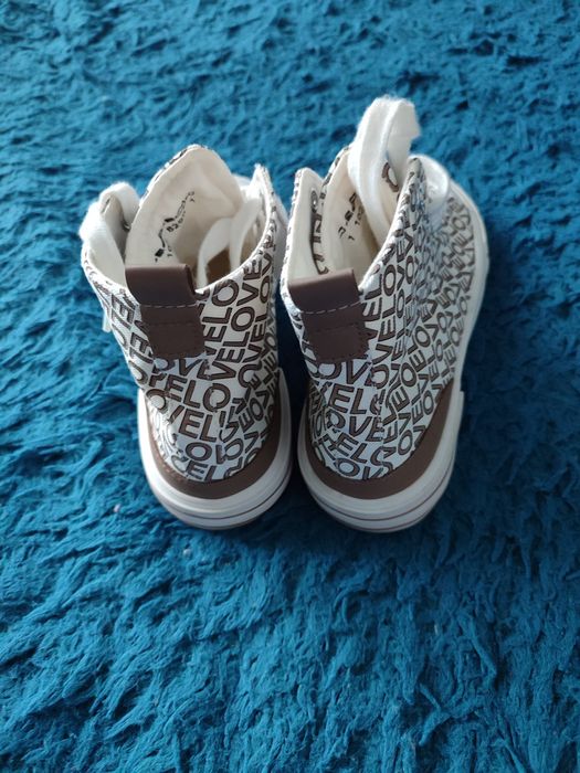 Високі кеди 2 пари