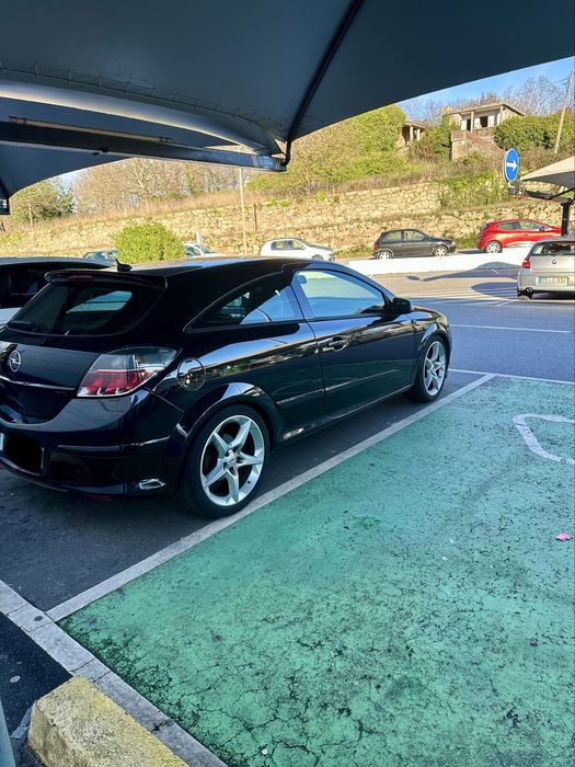 Opel astra h gtc 1.9 150hp