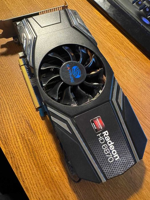 Karta graficzna Saphire Radeon 6870 1 Gb