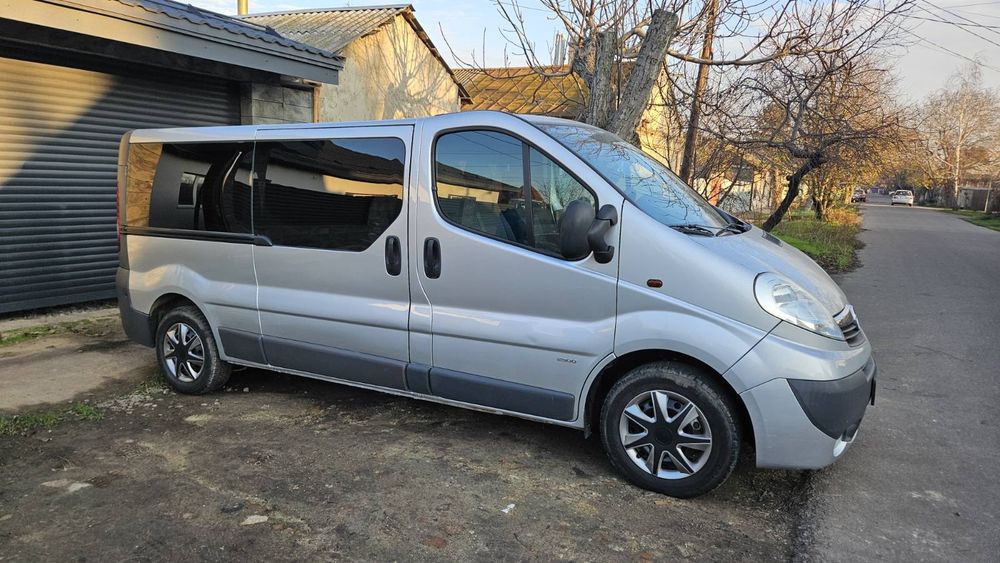 Продам Опель Виваро