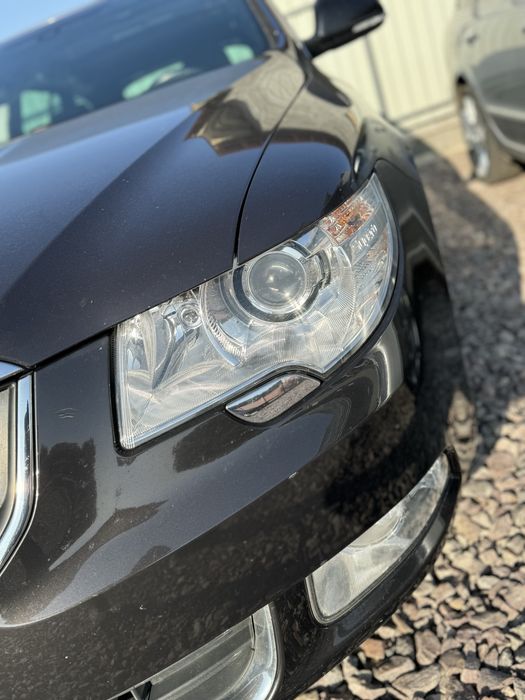 Фара ліва права Bi-Xenon Галоген Шкода Суперб 2 Superb 2