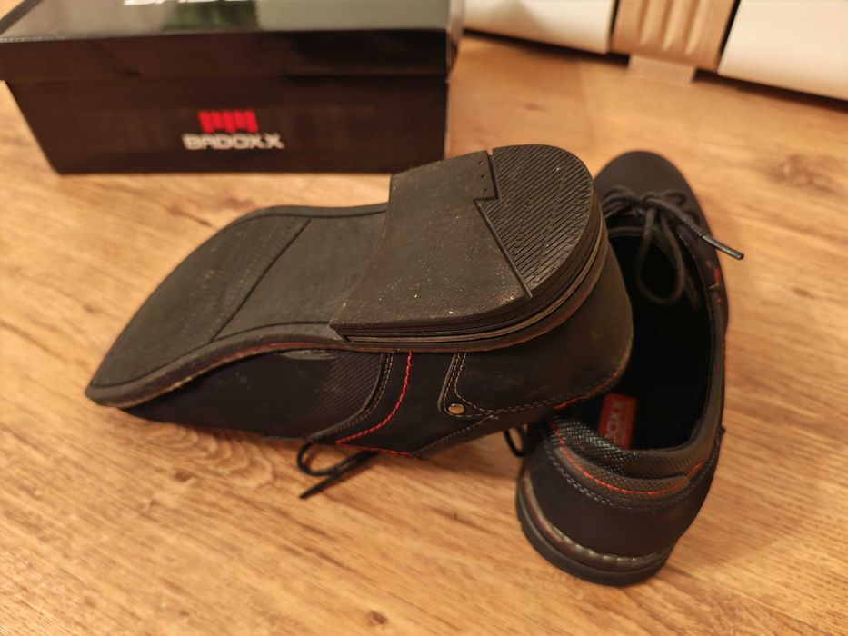 Buty męskie wizytowe Badoxx