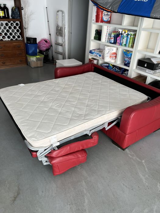 Sofá-cama Divani Divani em pele 3 lugares