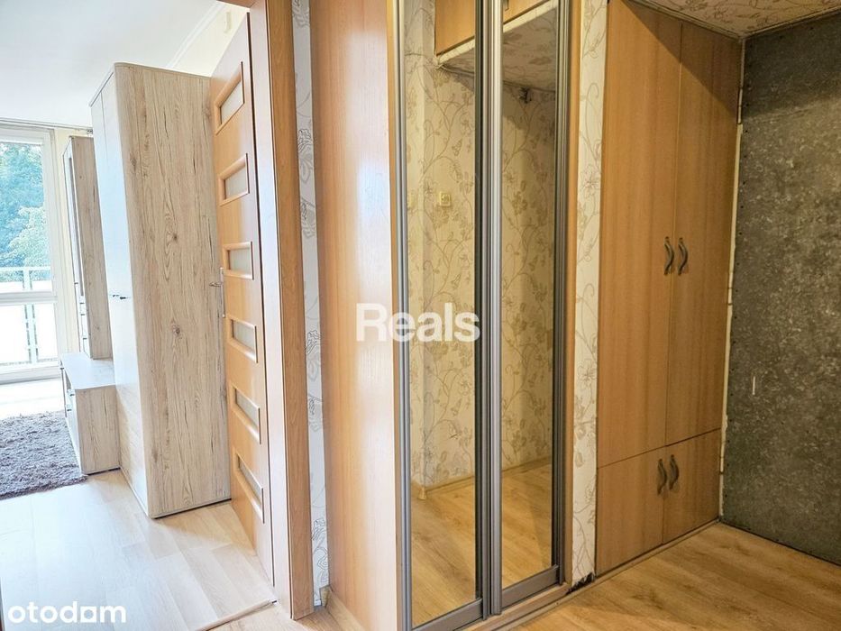 Bródno 2 pokoje dwustronne duży balkon 7 min Metro