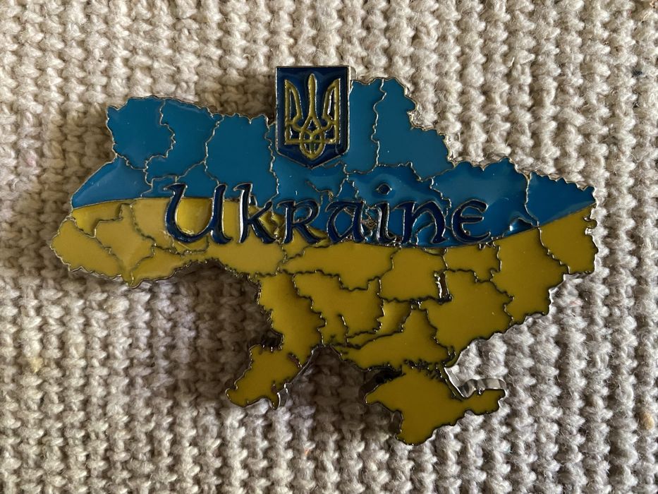 Магніти на холодильник, брелки, сувеніри