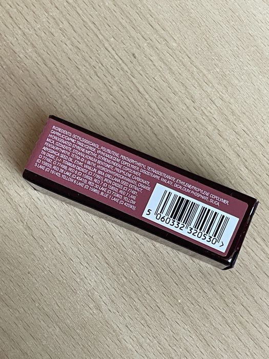 Szminka Charlotte Tilbury Kissing kolor Stoned Rose