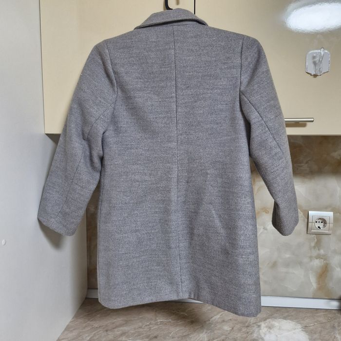 Демісезонне пальто на дівчинку 140 см