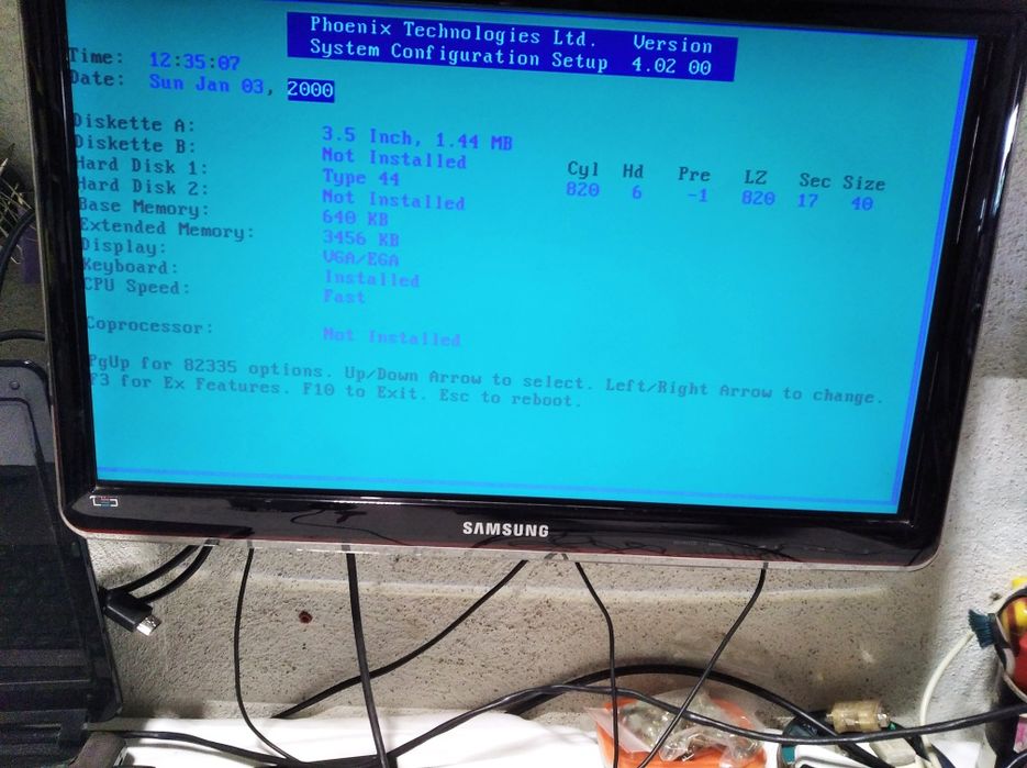 Desktop Samsung SD700 Raro