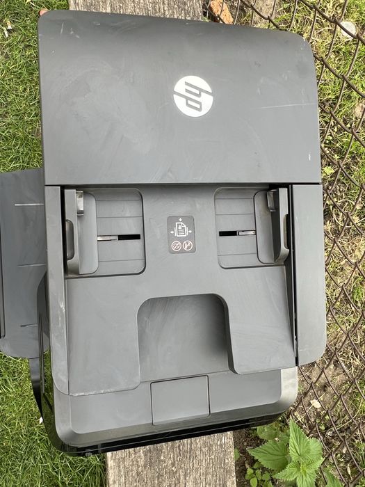 Продам принтер HP OfficeJet Pro 8715