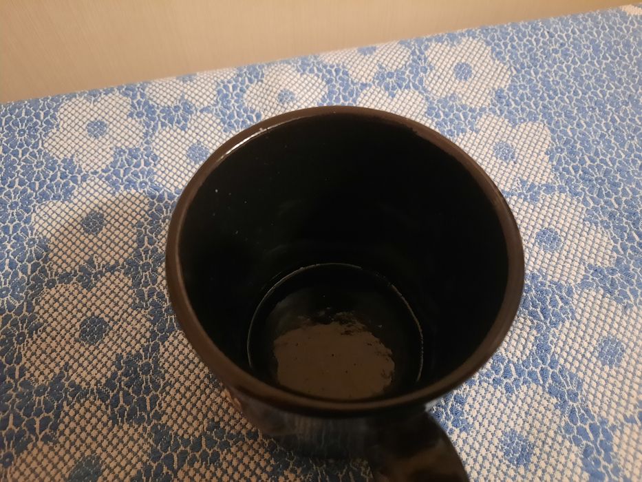 Чашка криївка горнятко черная