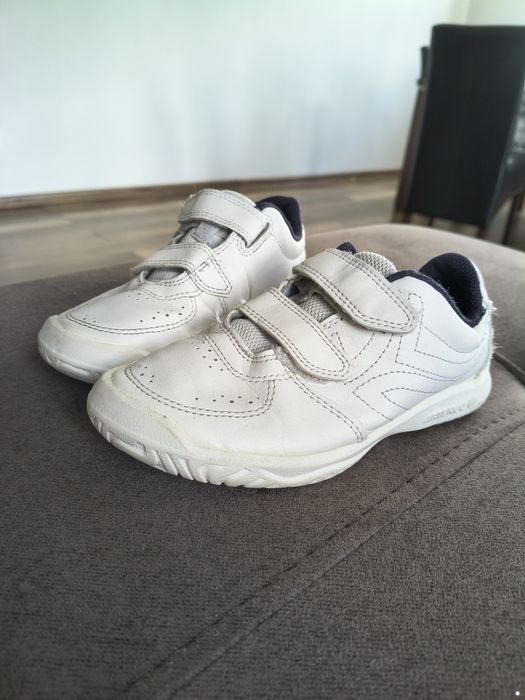 Buty sportowe na rzep