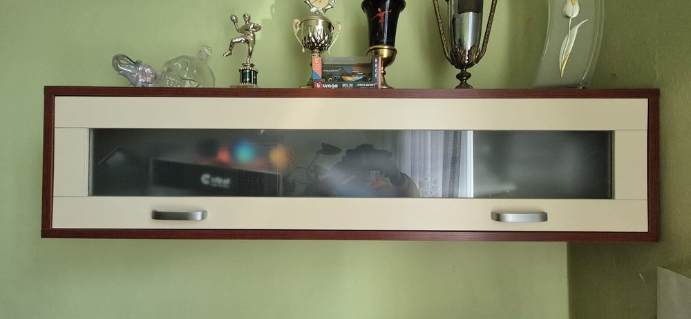 Zestaw mebli - komplet, zadbane