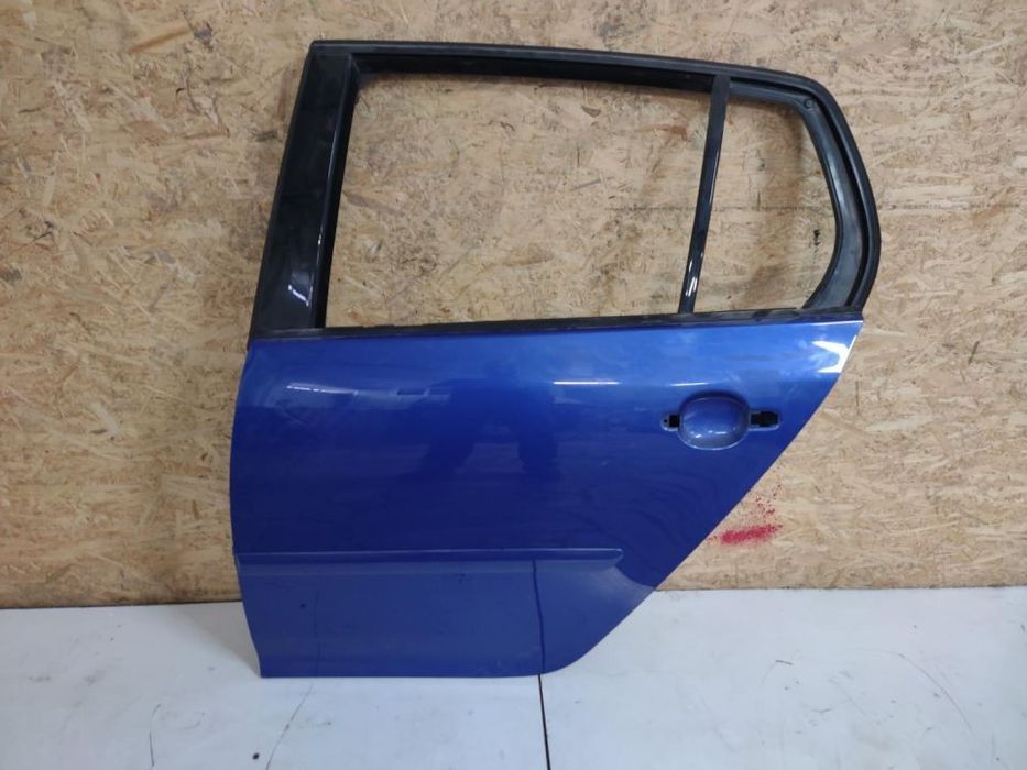 Porta VW Golf V 5 MK5 Traseira Esquerda para venda