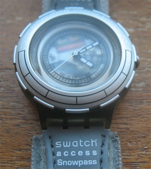 Swatch Scuba Vertical Flavour - SHM1 0 2 (2 0 0 0)