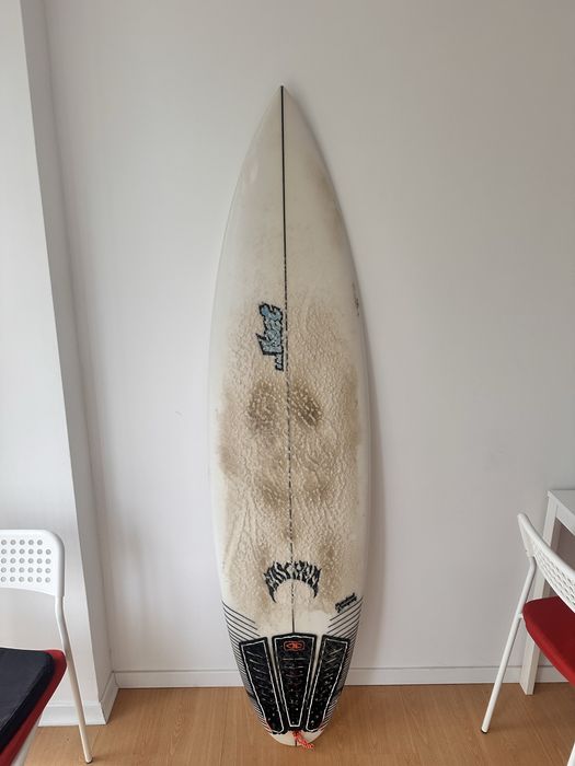Prancha Surf Lost Pocket Rocket - 6’1, 27.7L