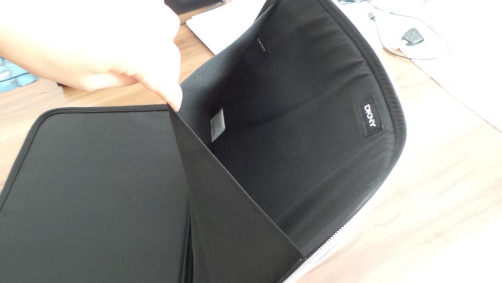 DKNY Laptop/Tablet Bag424395211256647682