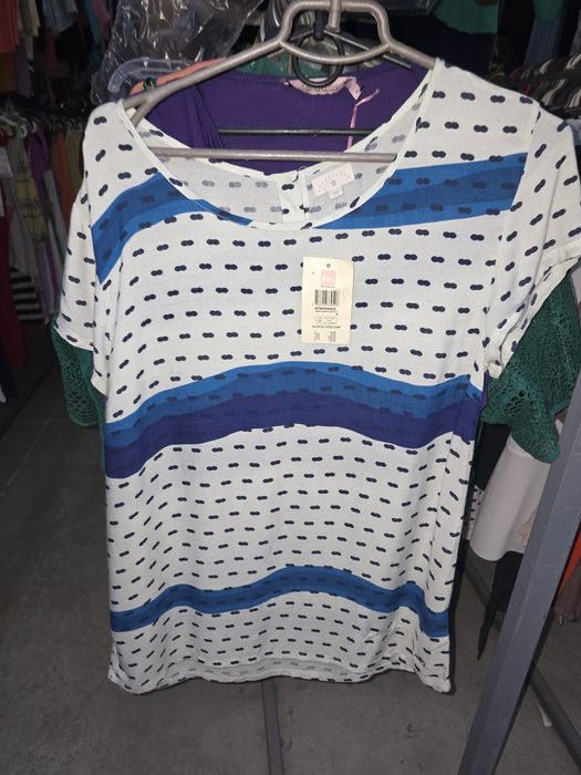 Футболки жіночі оптом сток ,нові 50 шт.