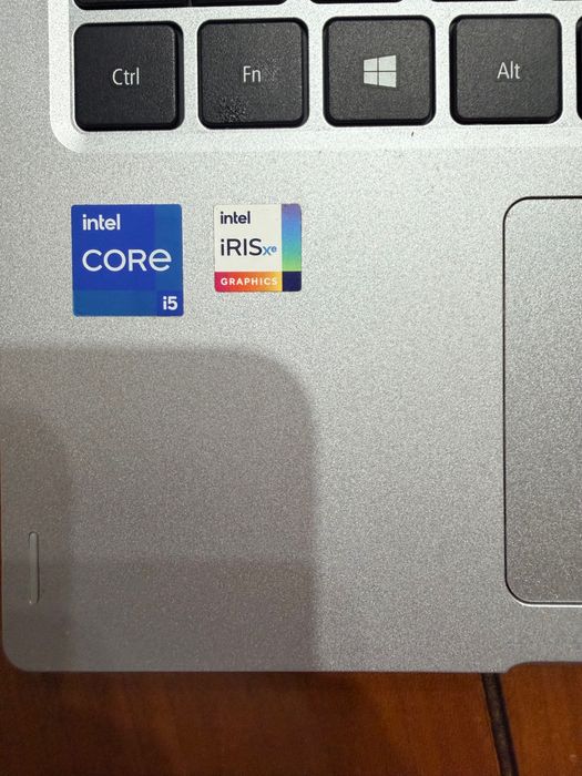 Portátil ACER Spin 3 SP313-51N-52NX (13.3'' - Intel Core i5-1135G7 - RAM: 8 GB - 512 GB SSD PCIe - Intel Iris Xe Graphics)