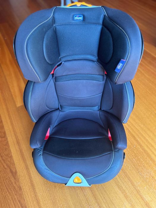 Cadeira de carro para criança da Chico modelo Oasys 2-3