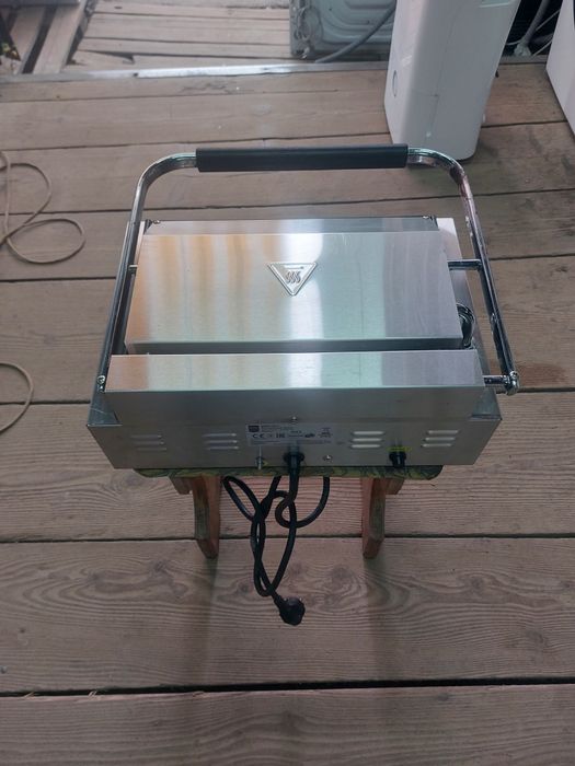 Професійний прижимний гриль Metro GPG 1201