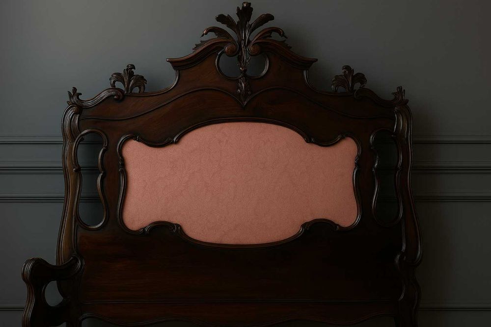 Cama casal castanho maciço e cadeira,estilo D.João V talha vazada(XIX)