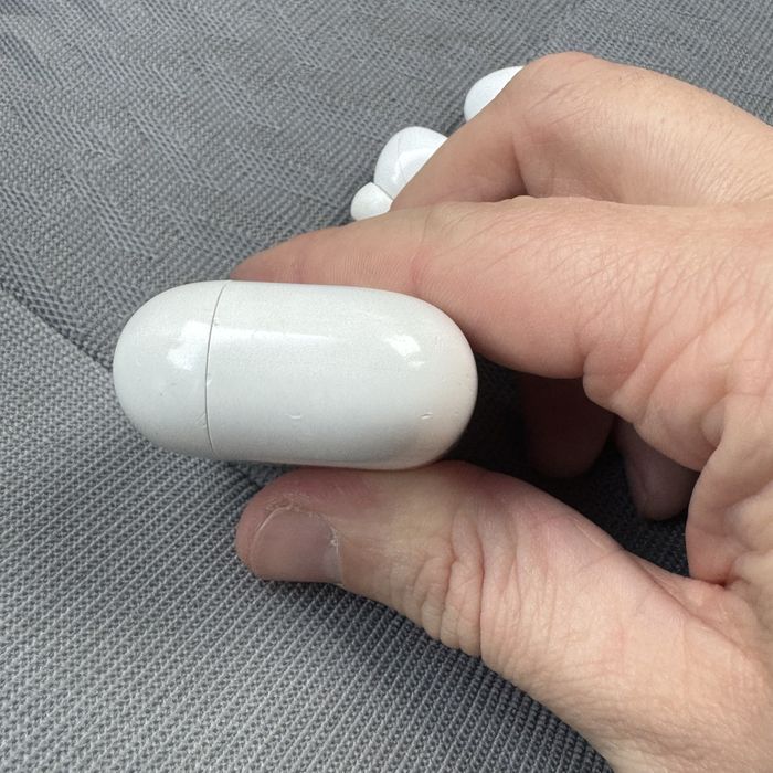 Apple AirPods Pro słuchawki bluetooth białe