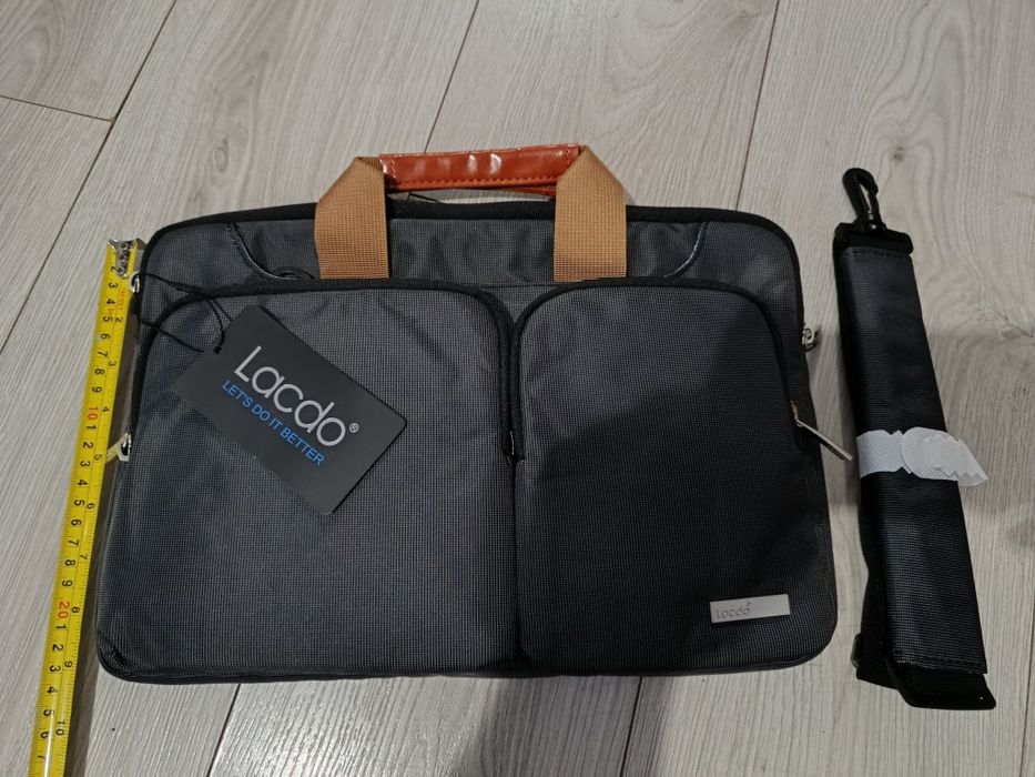 Nowa torba na laptopa