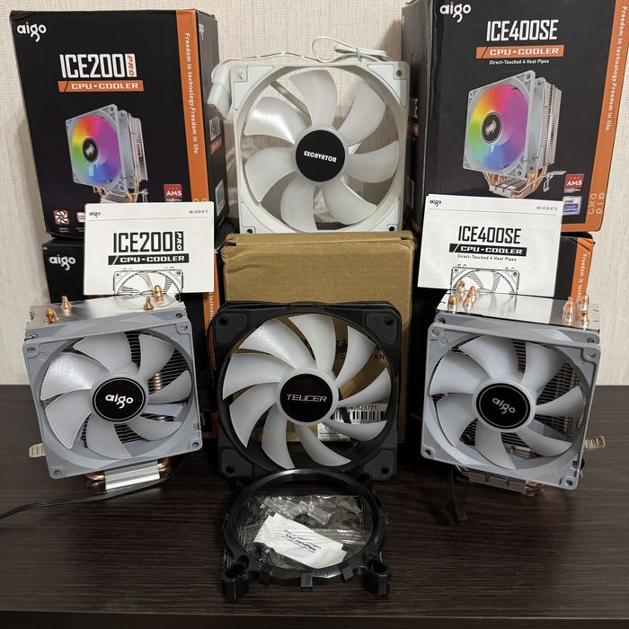 Кулери Aigo (95w/160w), RJB Вентилятори 120мм/120мм (Білі/Чорні)