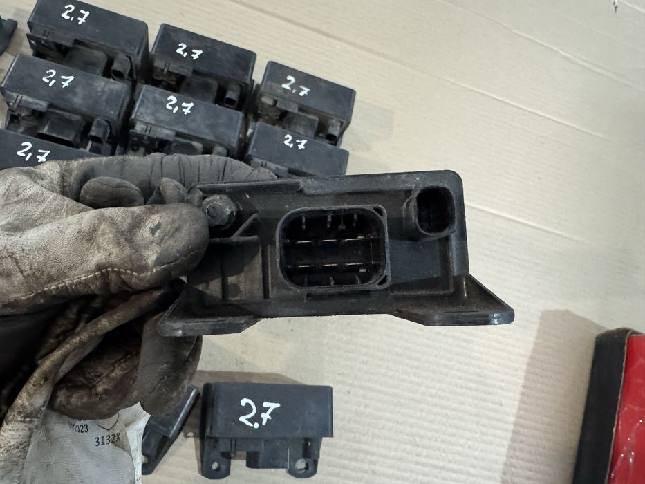 Реле свечей накала свічок Sprinter 2.2 2.7CDI 96-06р LT35 2.5TDI