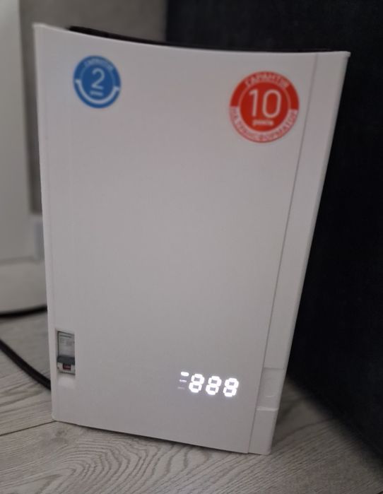 Однофазний стабілізатор напруги АНТС У 3000