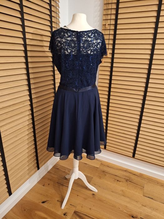 Swing, damska sukienka koktajlowa, r. 4XL/5XL