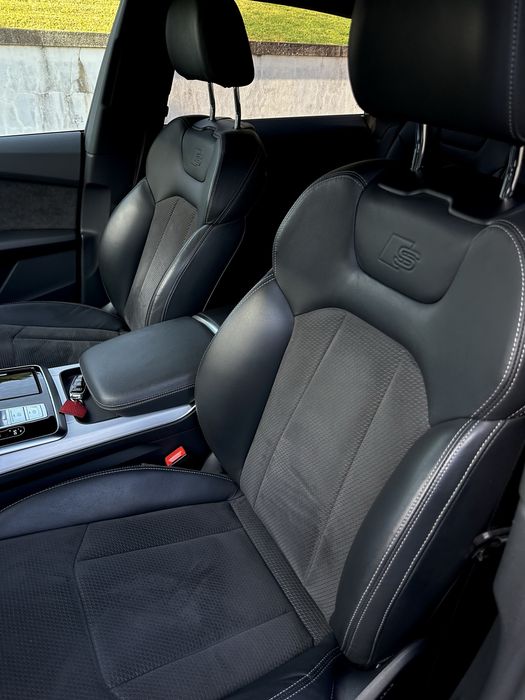 Audi Q8 S line Black