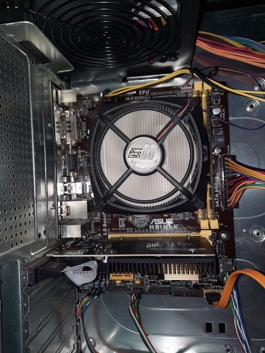 Комп'ютер для роботи, навчання та ігор ПК