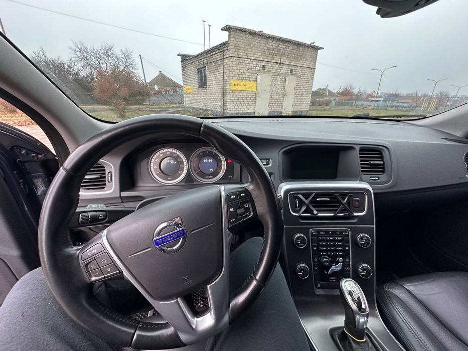 Volvo S60 2013 року