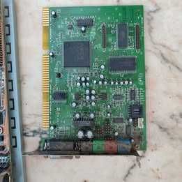 Kit PC Retro Socket 7: Pentium MMX 166 + AWE64 + Matrox PCI + Caixa e Fonte AT